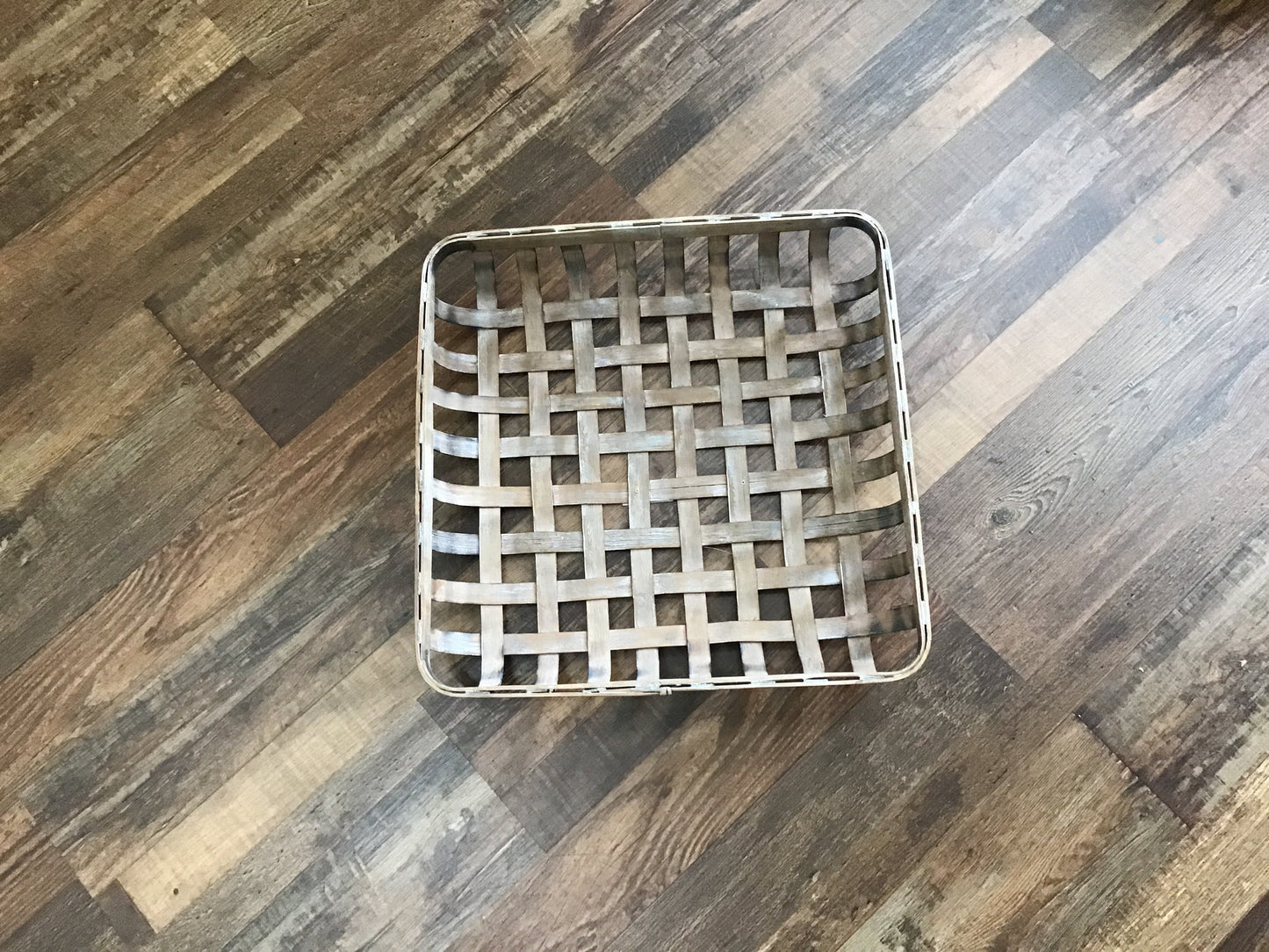 Large Tobacco basket 17 by 17