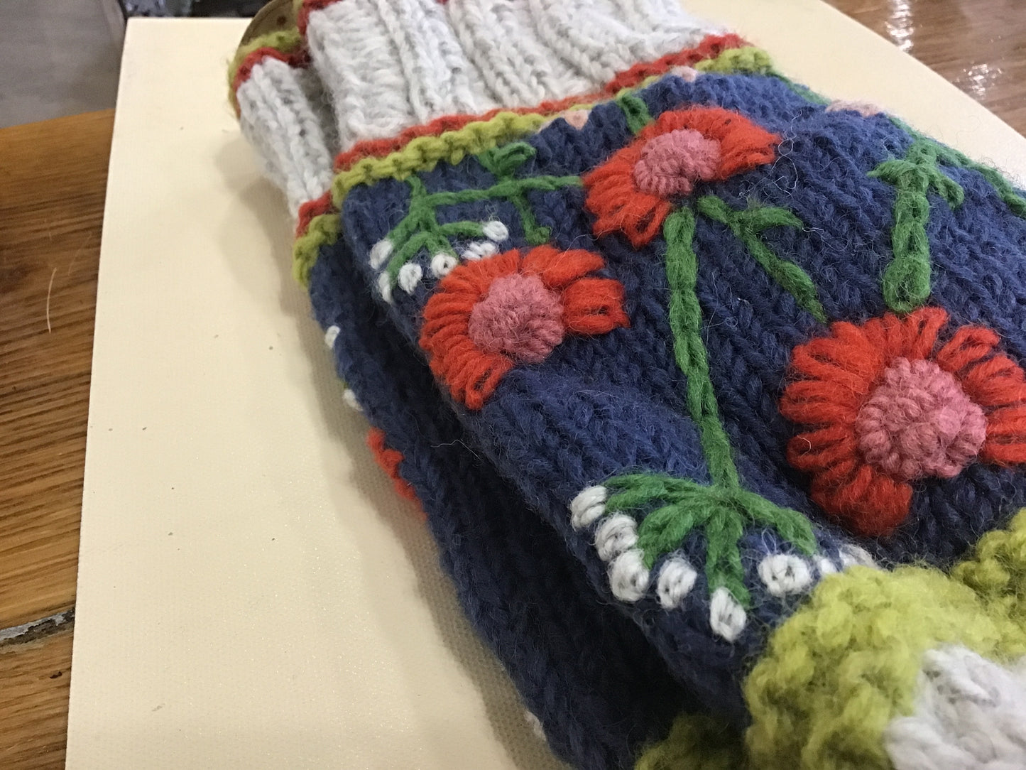 Wool mittens