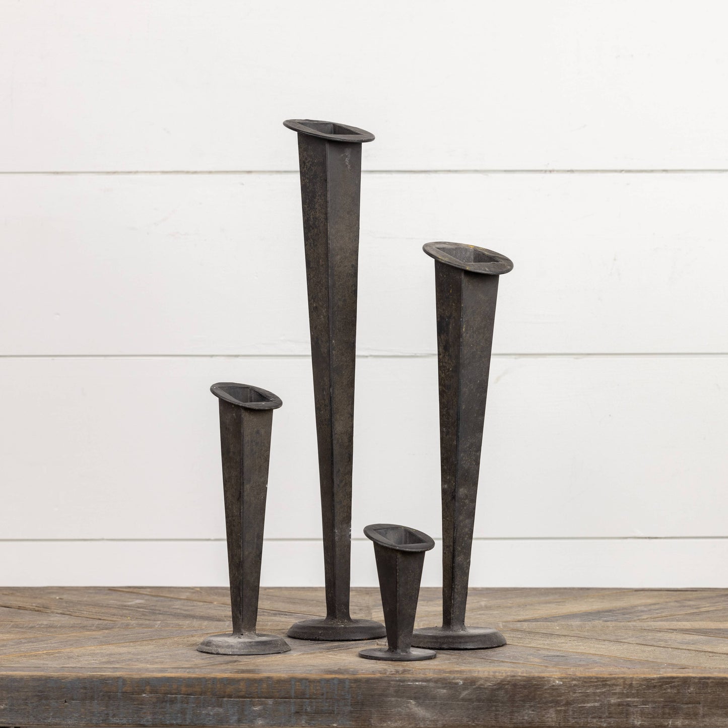 16.5" BLACK TAPERED VASE