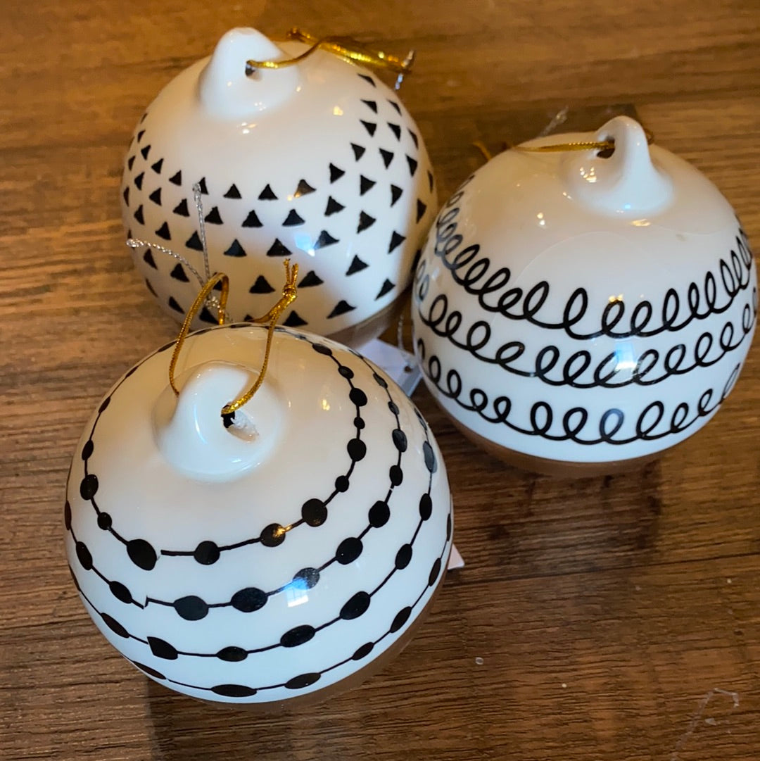 Pattern Ball Ornament