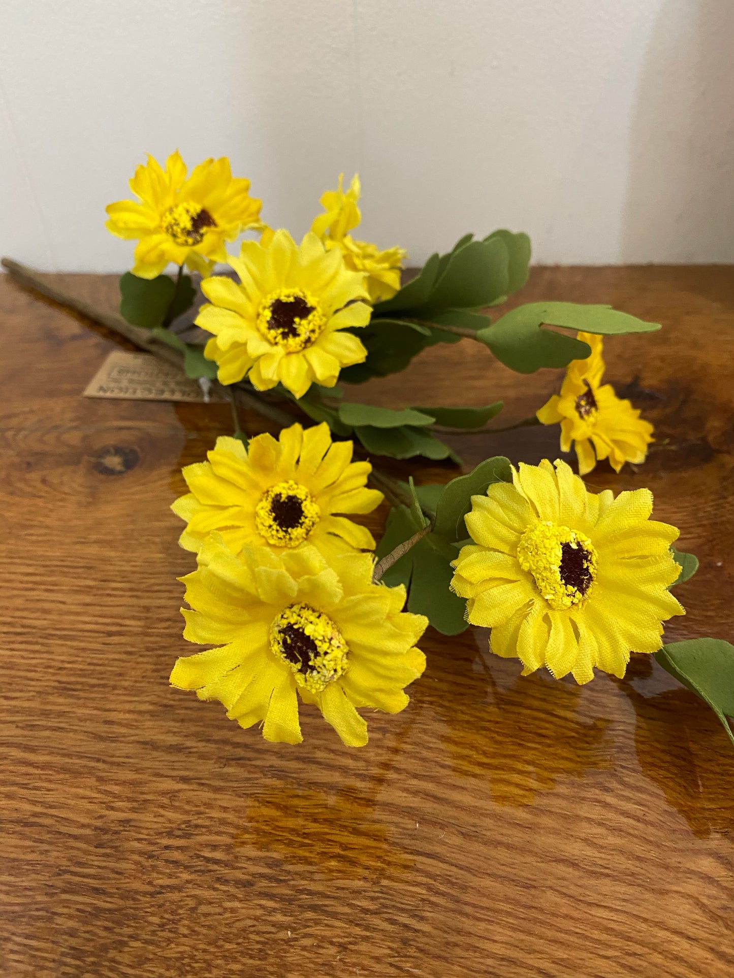 Yellow Daisy Pick Floral Home Decor
