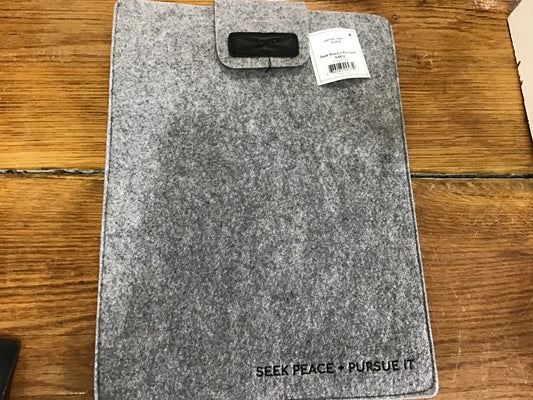 Laptop/tablet sleeve