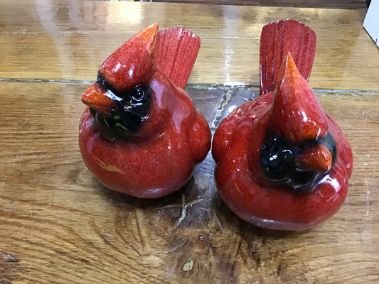 Red cardinal bird, 2 assorted
