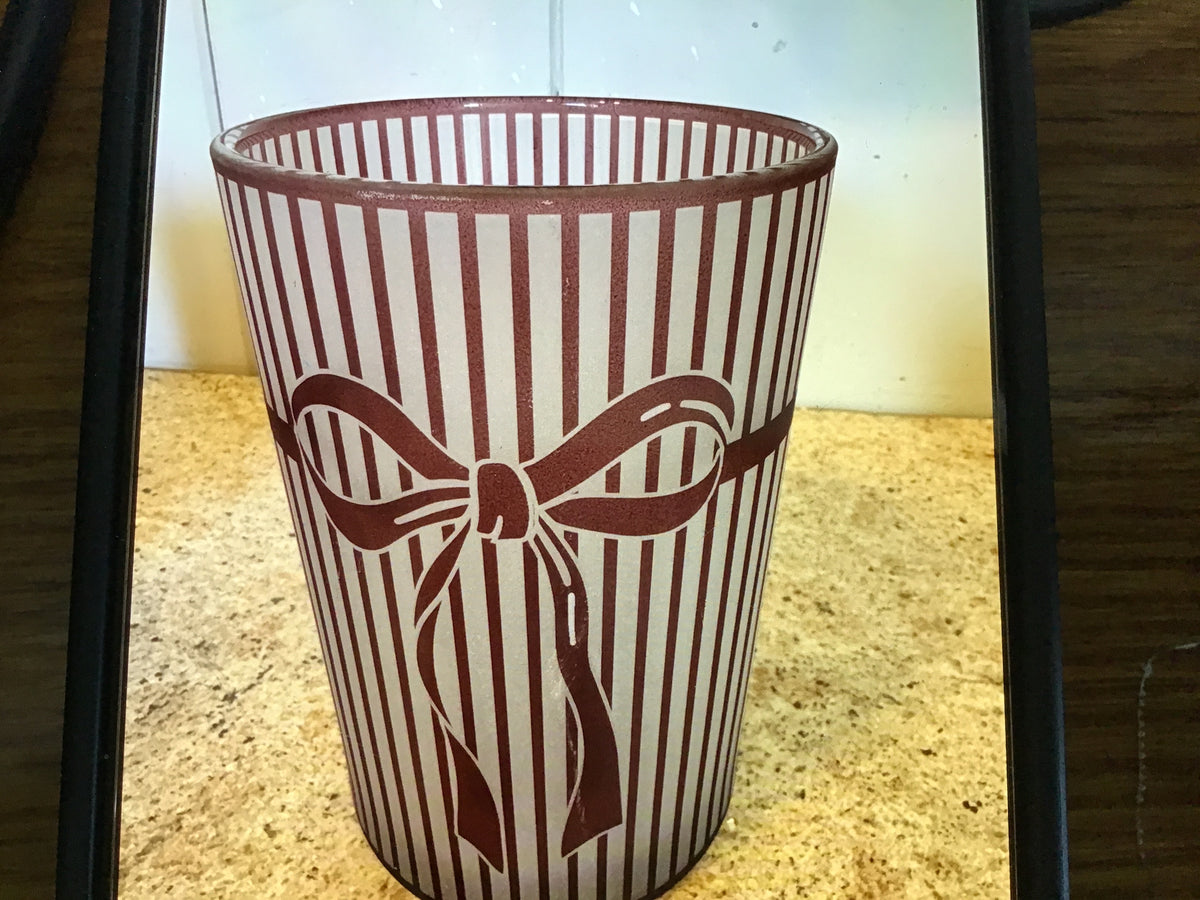 Red bow candle holder