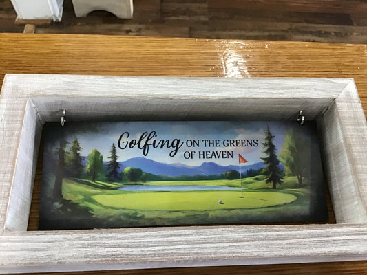 Memorial golfing greens