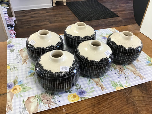 Short black and white bud vase