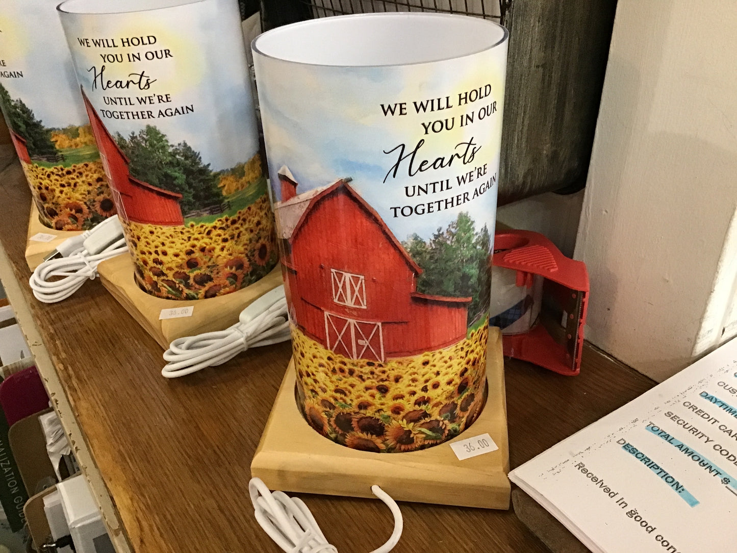 Memorial Table Top Lamp Barn
