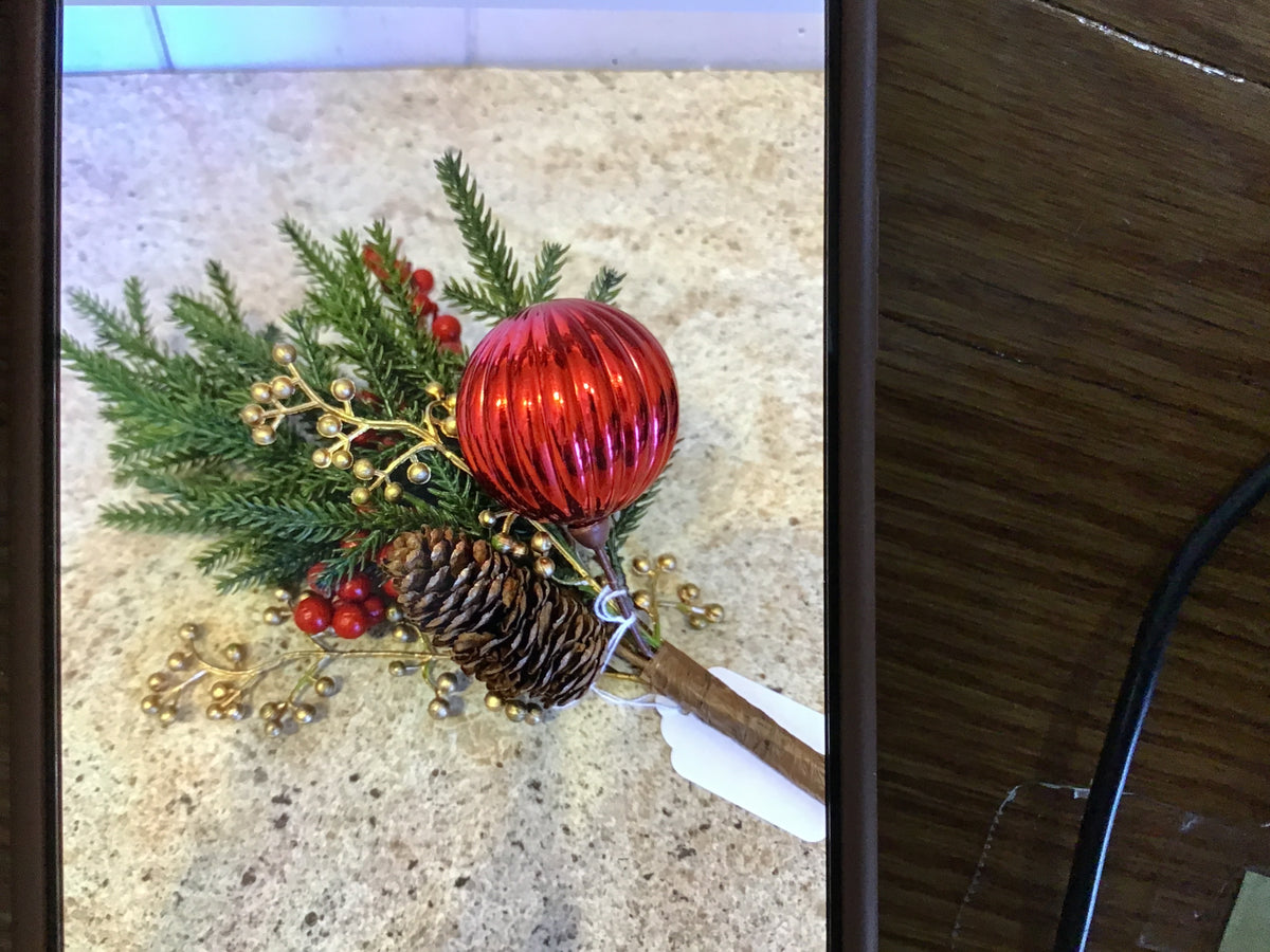 Berry ornament pick