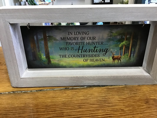 Memorial for hunters shelf sitter