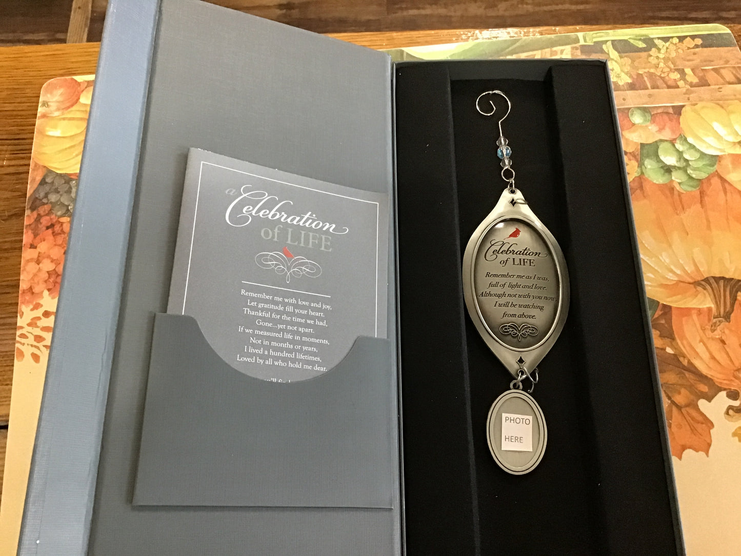 Celebration of life memorial ornament and picture holder