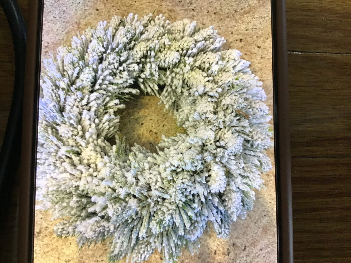 Flocked candle ring