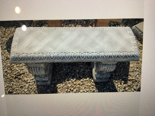 BEN 10 Large fluted straight cement bench