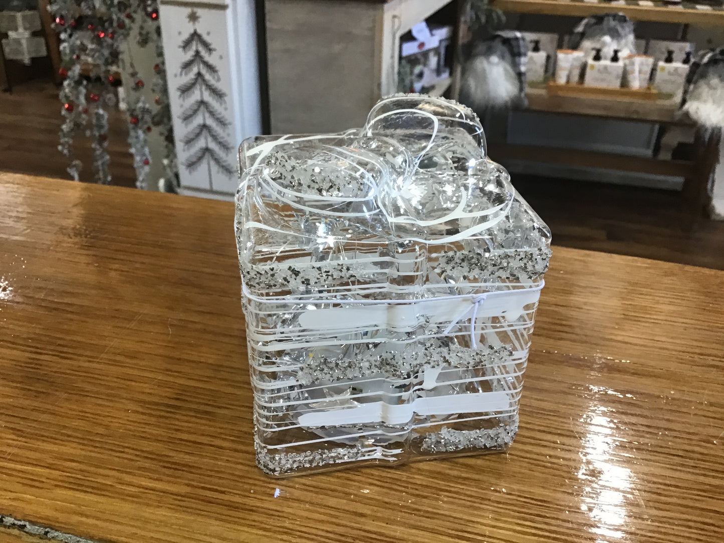 Small gift lighted box