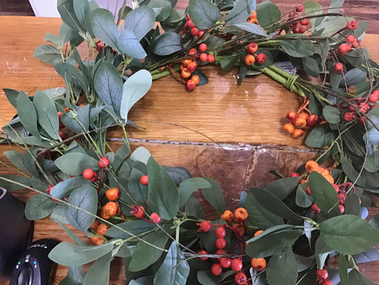 Foliage W/Berry Wreath