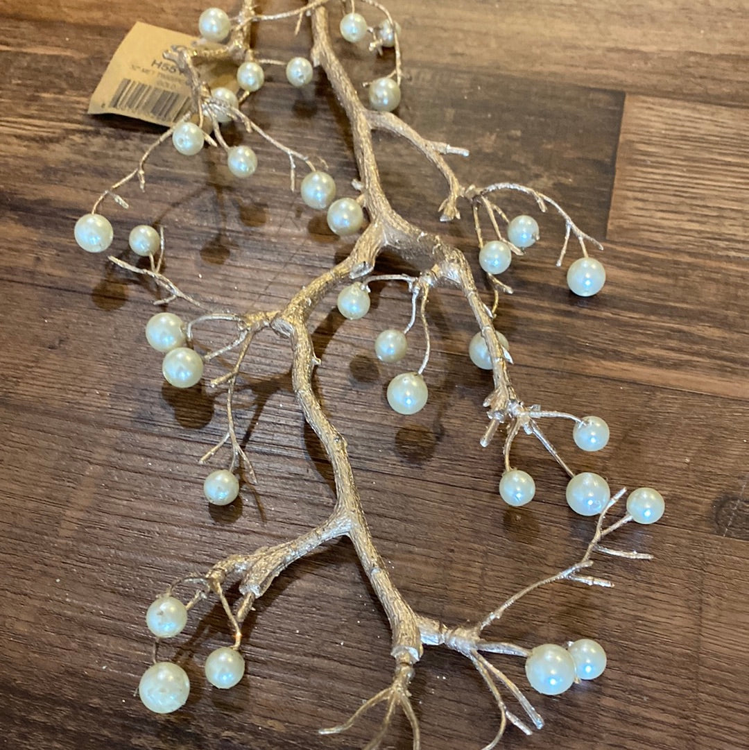 Metallic Branch With Pearls